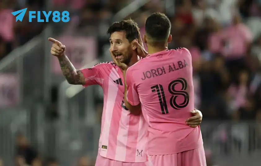 Messi tiếp tục tỏa sáng với 2 bàn thắng và 1 kiến tạo